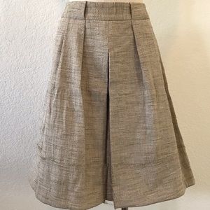 Max Azria Textured Pleated Skort, Size 8